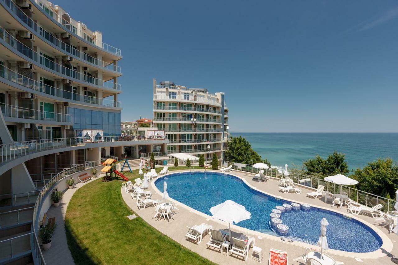 Silver Beach Delux Apartments Byala  Ngoại thất bức ảnh