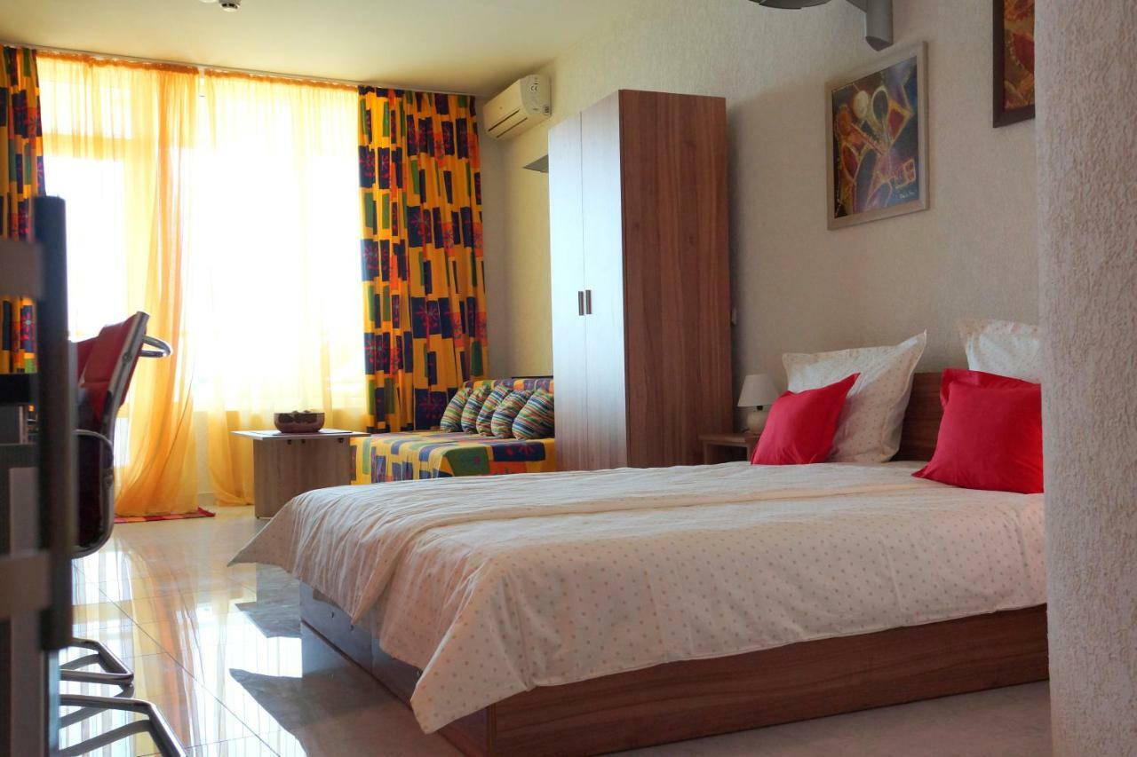 Silver Beach Delux Apartments Byala  Ngoại thất bức ảnh